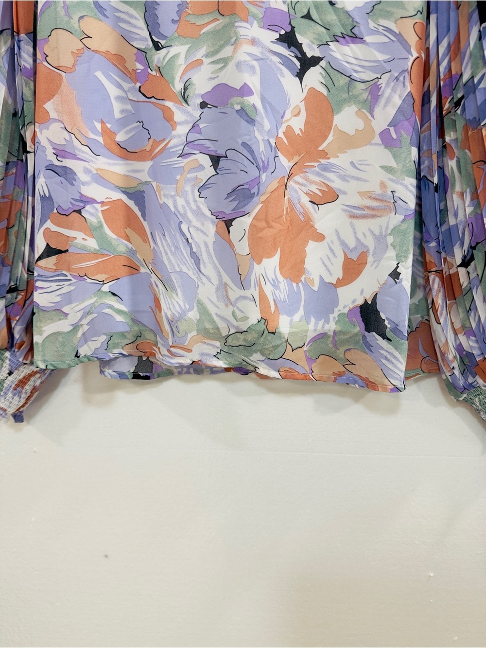 Entro Floral V-Neck Blouse Size L Pastel Lavender Peach Balloon Sleeve - Picture 11 of 16